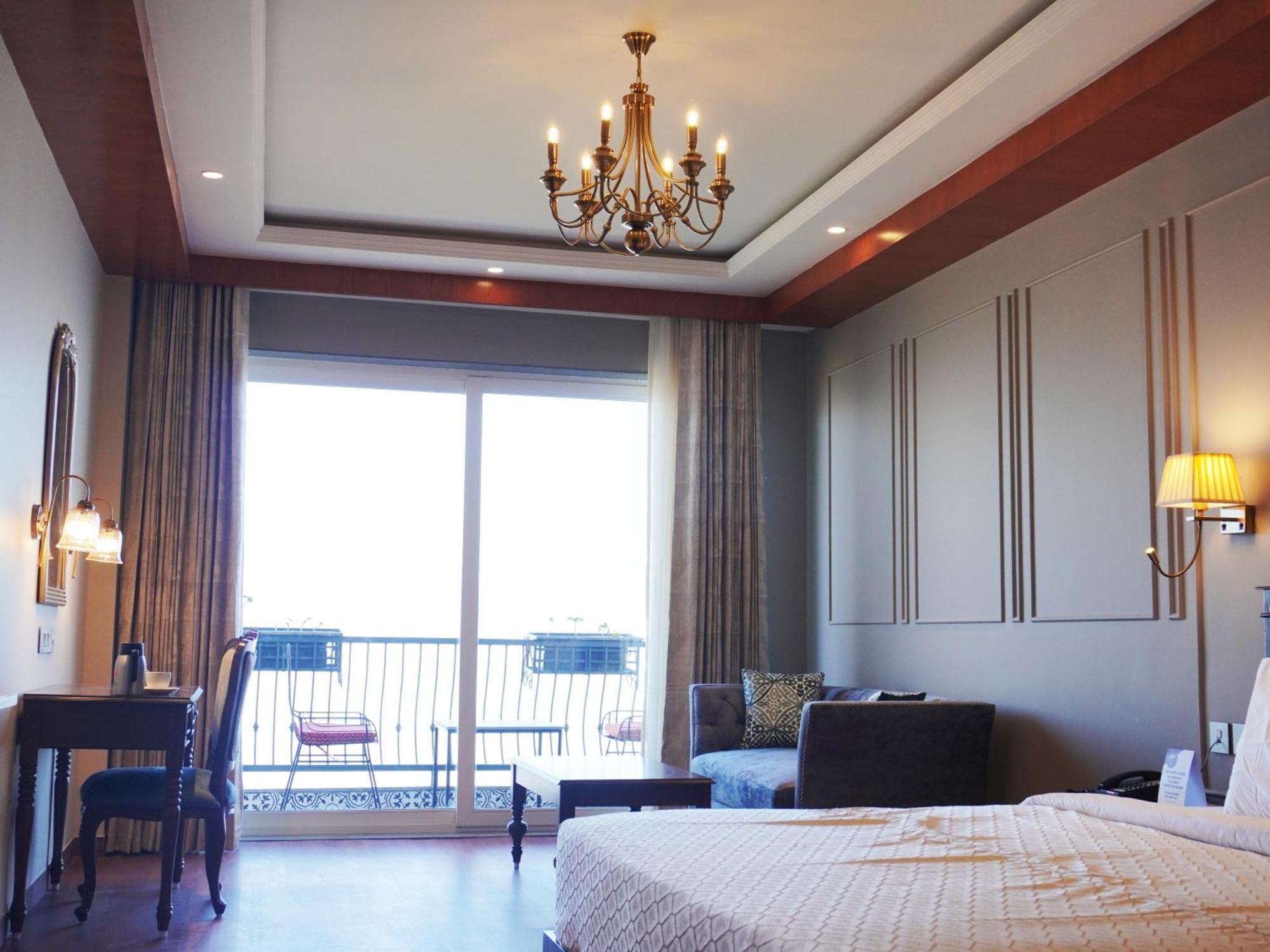 Astra Resort And Caffe Kasauli Exterior photo