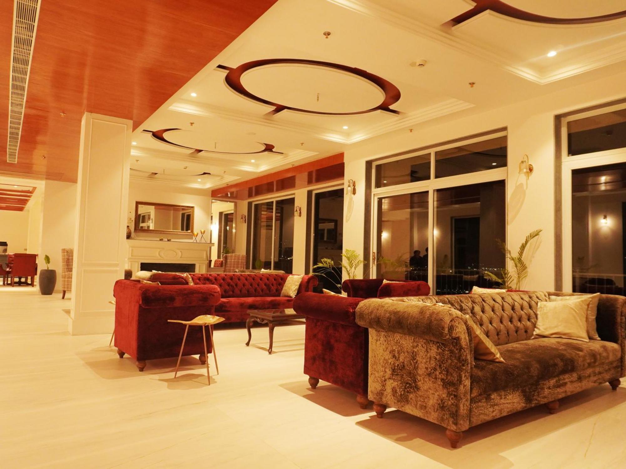 Astra Resort And Caffe Kasauli Exterior photo